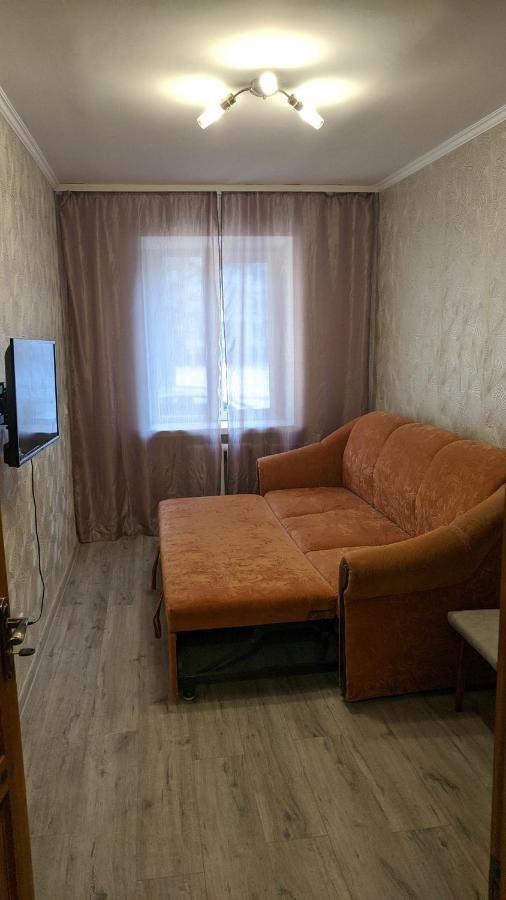 Apartments Near The Trinity Church On Dovzhenko Street,102 Chernihiv Exterior photo