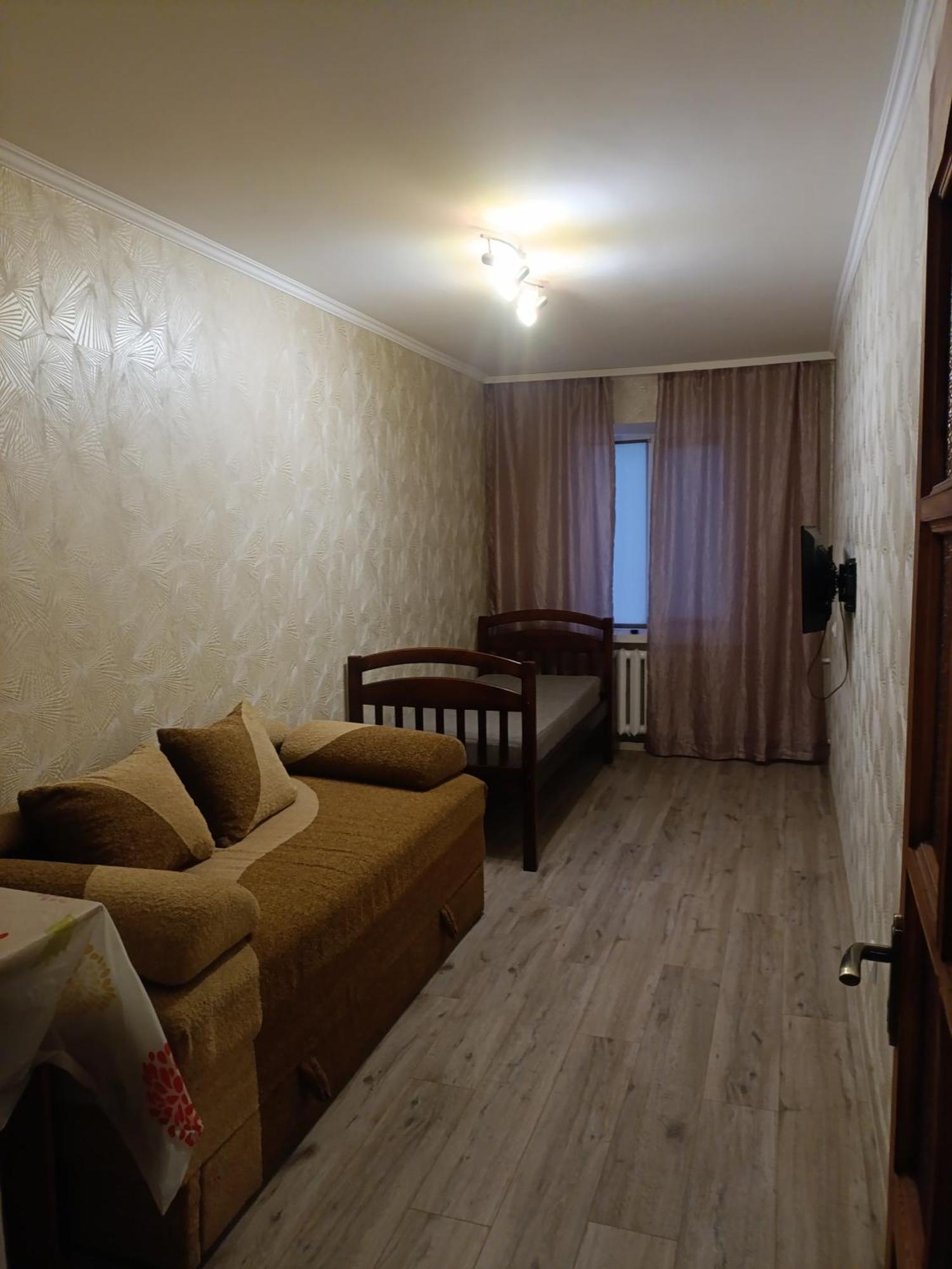 Apartments Near The Trinity Church On Dovzhenko Street,102 Chernihiv Exterior photo